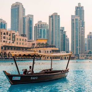 Discover Dubai: A Fusion of Desert Adventure & Urban Elegance