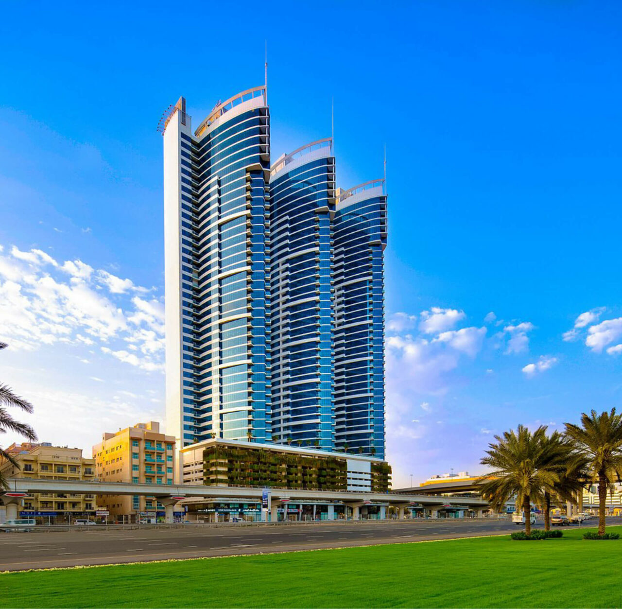 Exclusive Emirates Offer to Dubai with a Complimentary Stay at JW Marriott Marquis Hotel